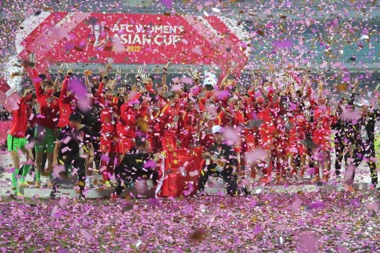 中国女足亚洲杯夺冠三周年!决赛3-2逆转韩国,时隔16年再登顶